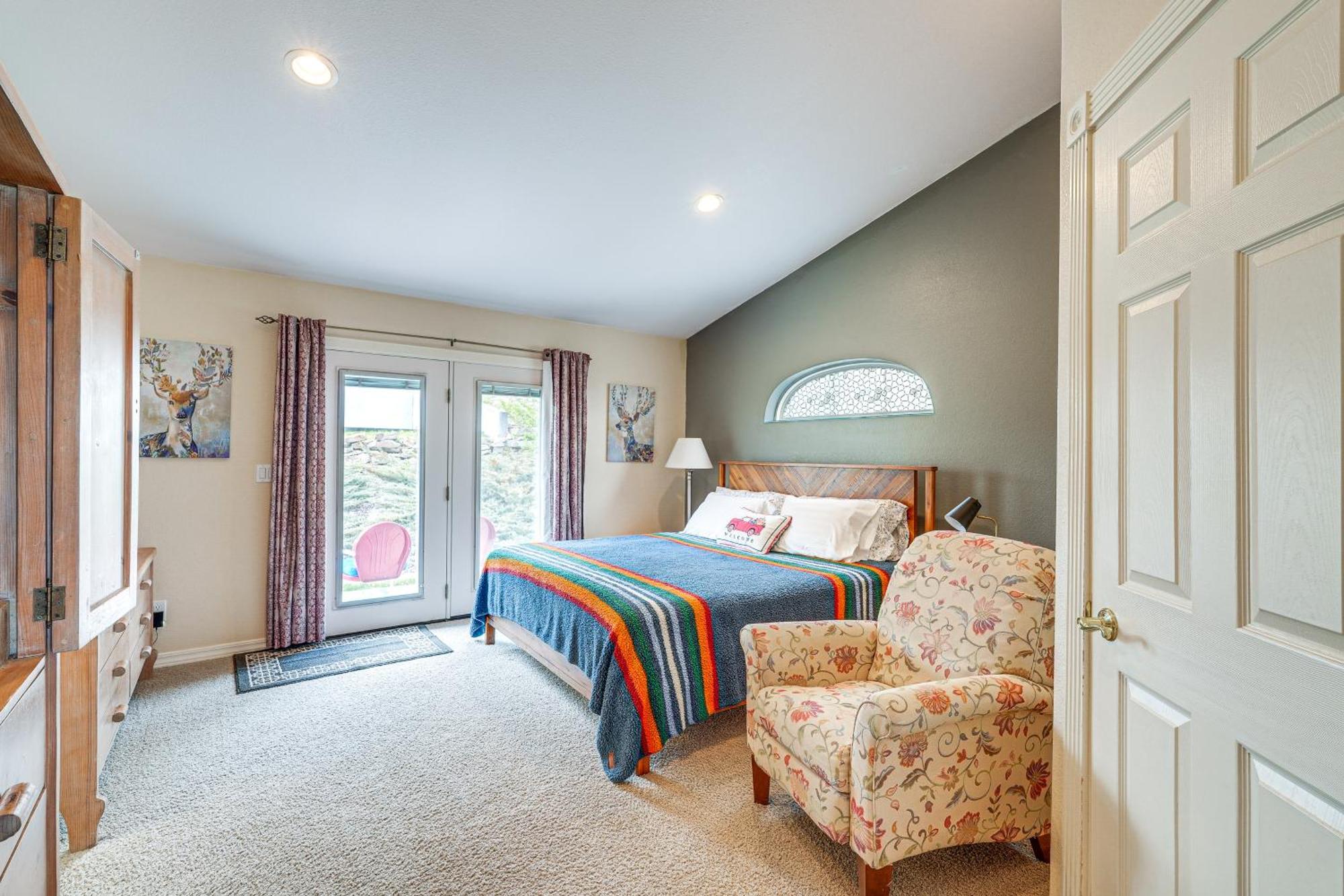 Inviting Great Falls Home With Wraparound Deck! المظهر الخارجي الصورة