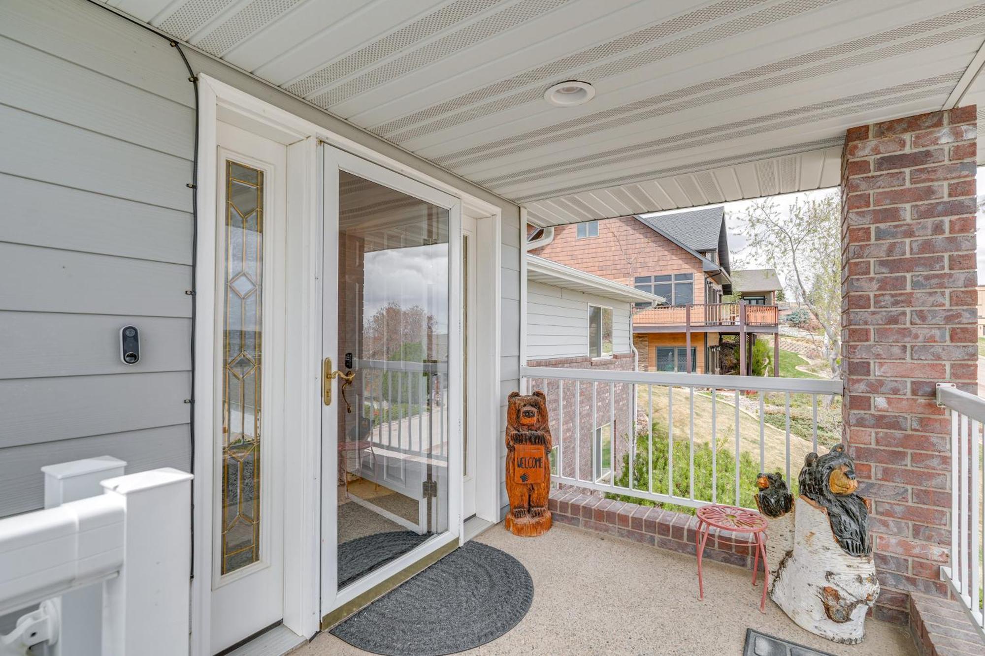 Inviting Great Falls Home With Wraparound Deck! المظهر الخارجي الصورة
