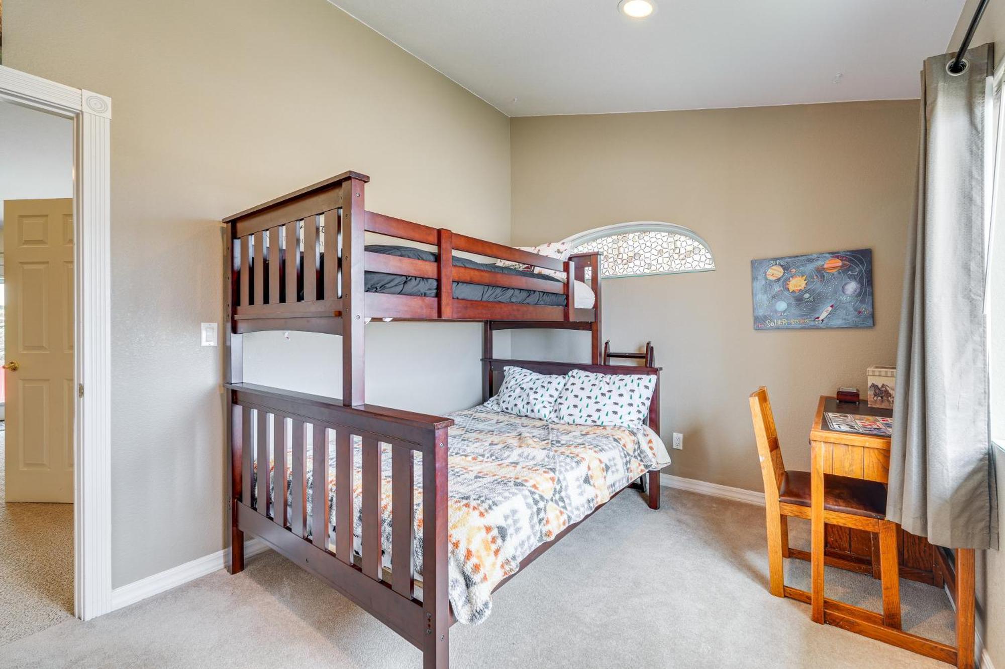 Inviting Great Falls Home With Wraparound Deck! المظهر الخارجي الصورة