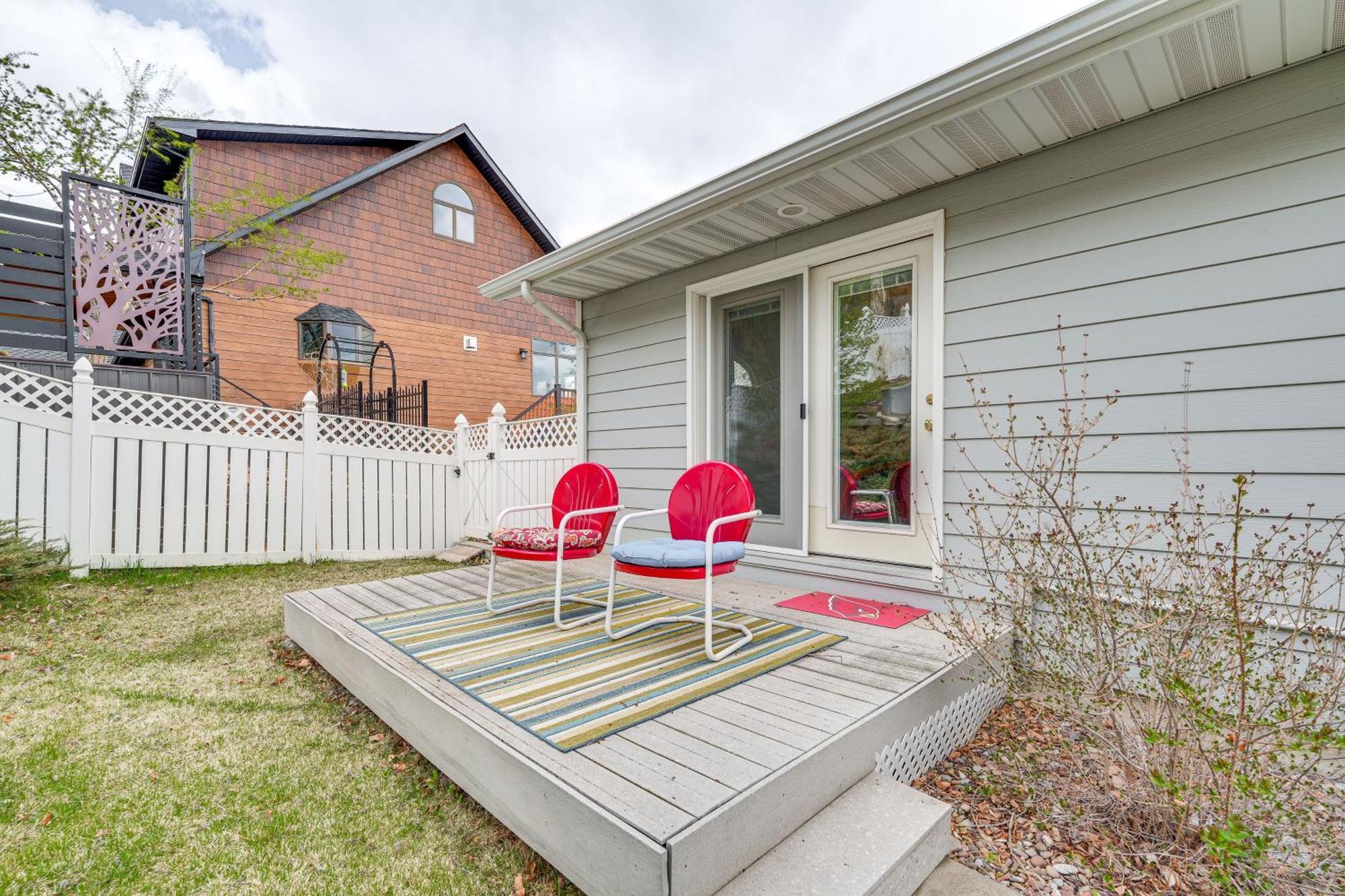 Inviting Great Falls Home With Wraparound Deck! المظهر الخارجي الصورة